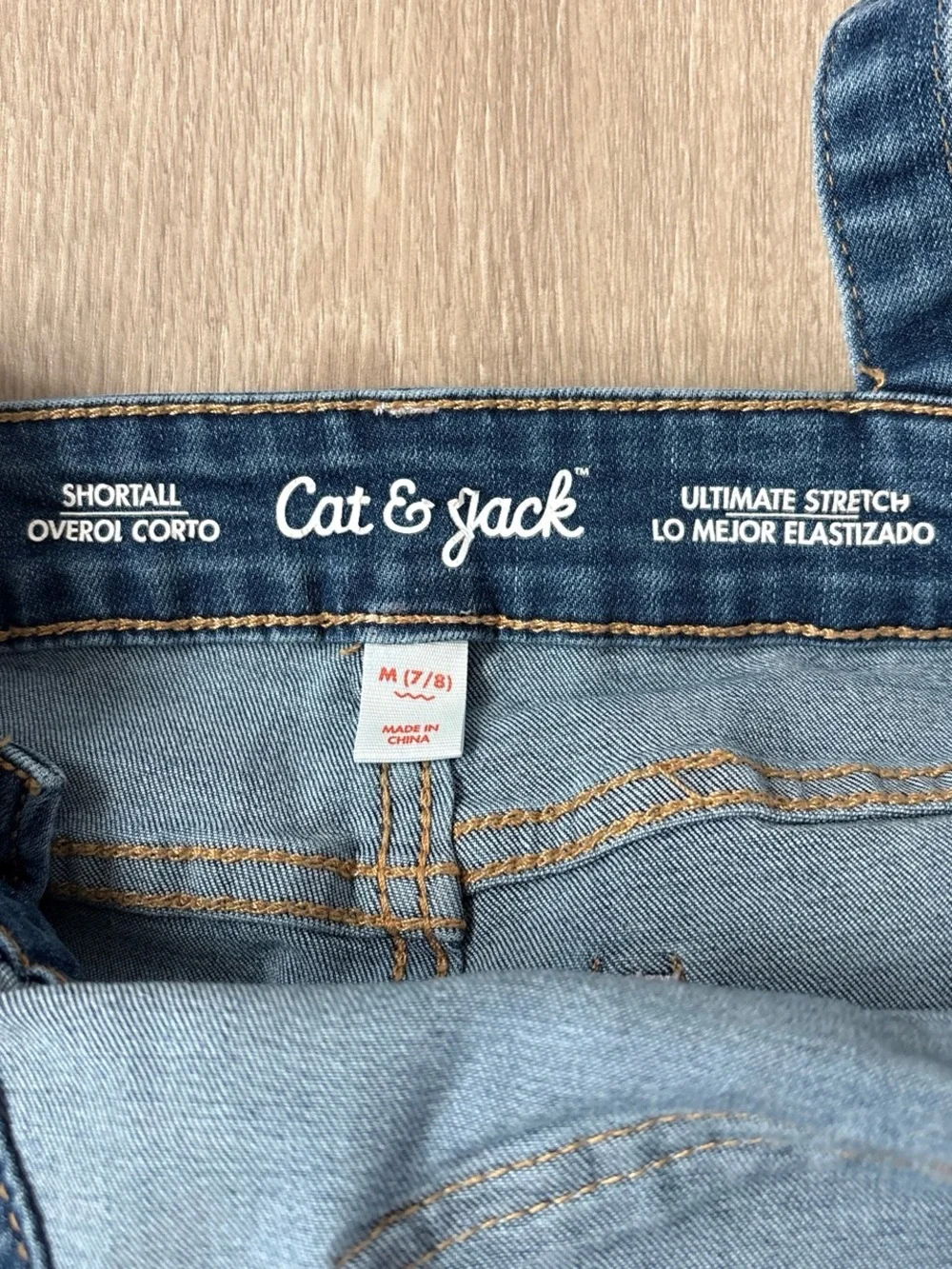 Cat & Jack Girls Denim Short Overalls Size 7/8 Embroidered Floral & Sun Details